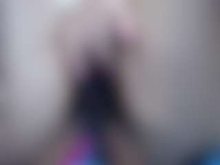 elianaroy's Live Sex Cam Show