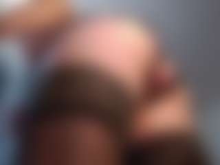 Anna MILF webcam performer live streaming