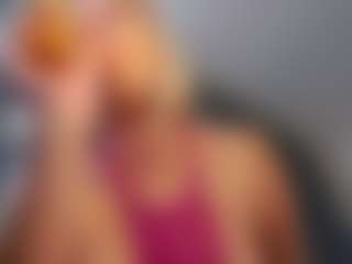 Live cam show with Anna - Fetish on Camsoda