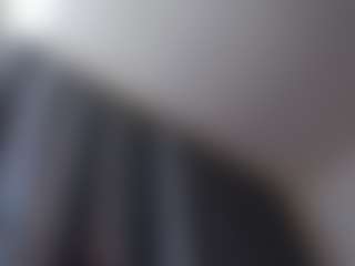 Live cam show with Anna - Fingering MILF on liverealitysex.com