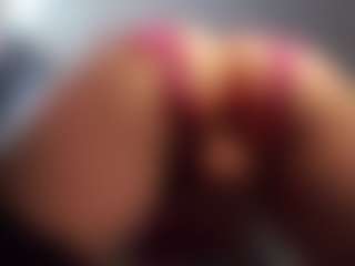 Live cam show with Anna - Fingers on Hubzter Live