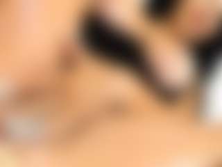 Live cam show with alice-sweet - Green Eyes on Camsoda