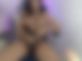 dinadivine's Live Sex Cam Show