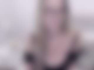 Live cam show with tessgorgeouss - Glasses on CamClone