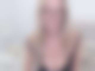 Live cam show with tessgorgeouss - Hairy Pussy on AdultVida.com