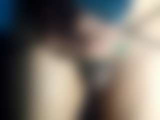 Live cam show with SashaNewYork - White on SinfulBabes