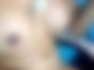 Live cam show with SashaNewYork - White on Camsoda