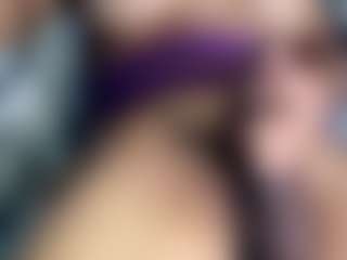 Эротическая трансляция с SashaNewYork — Average на Camsoda
