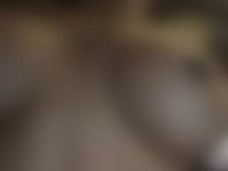 Live cam show with SashaNewYork - Implants on StripNow