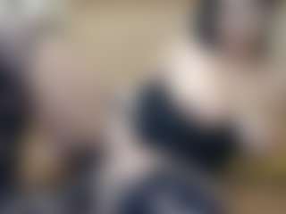 Live cam show with PinkySmith - Blonde Hair Curvy on TeamSkeetLive