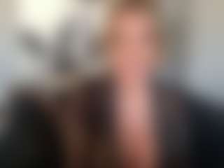 Live cam show with Richelle Ryan - Slender on Stripli.com