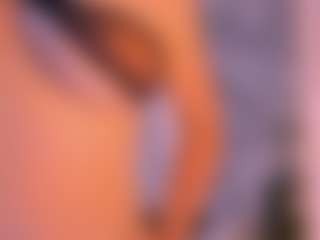 Live cam show with Kateryn Cifuentes - Blonde Hair Curvy on AdultVida.com