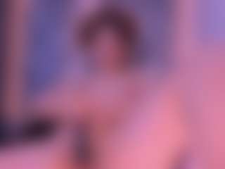 Live cam show with Kateryn Cifuentes - Bedroom Curvy on https://playwithruby.com