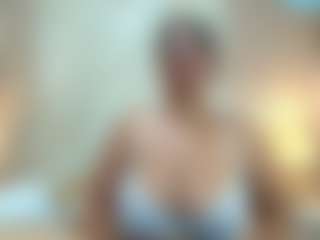 Live cam show with IsabellMendez - Bikini on liverealitysex.com