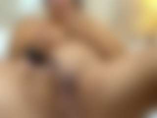 Live cam show with IsabellMendez - Big Tits Latina on Chatstar | colombia