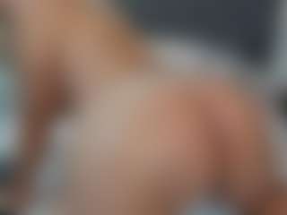 clarette's Live Sex Cam Show