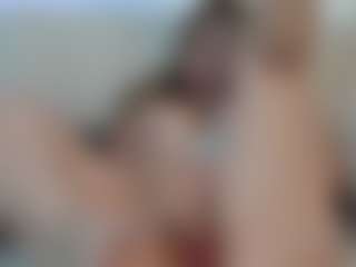 Live cam show with clarette - Brown Eyes on SmokeAndPoke