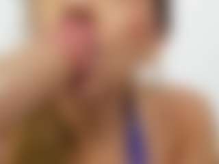 clarette's Live Sex Cam Show
