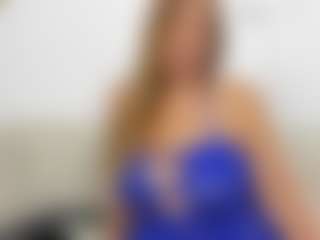 Live cam show with clarette - Blonde Hair Curvy on SpankPalCams