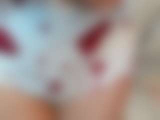 clarette's Live Sex Cam Show