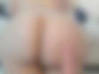 clarette's Live Sex Cam Show