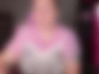 Live cam show with kisicaxx - Blue Eyes on iamadamtest123.com