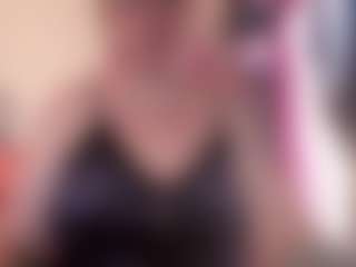 Live cam show with kisicaxx - Facial Piercings on xfollow cams