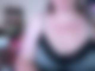 Live cam show with kisicaxx - Glasses on StripNow