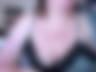 Live cam show with kisicaxx - Drinking on SinfulBabes