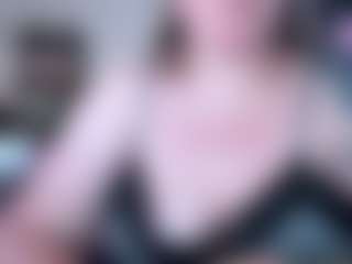 Live cam show with kisicaxx - Glasses on Dare Cams