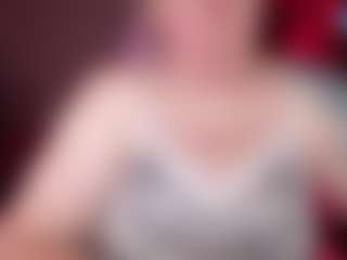 Live cam show with kisicaxx - Bush on Camsoda