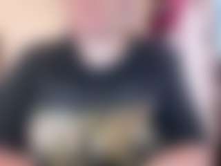 Live cam show with kisicaxx - Glasses on CamSextacy