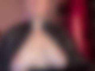 kisicaxx's Live Sex Cam Show