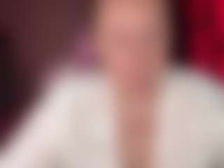 Live cam show with kisicaxx - Slave on instabang