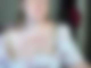 Live cam show with kisicaxx - Glasses on SinfulBabes