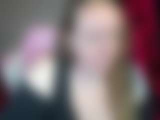 Live cam show with kisicaxx - Drinking on Streamer API