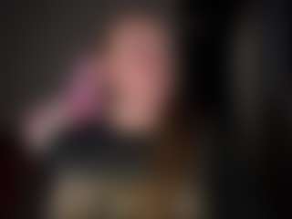 Live cam show with kisicaxx - Legs on Soda Cam
