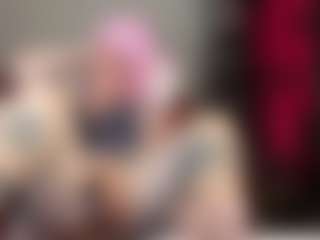 Live cam show with kisicaxx - Strapon on Camsoda