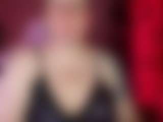Live cam show with kisicaxx - Blonde Hair MILF on Camsoda