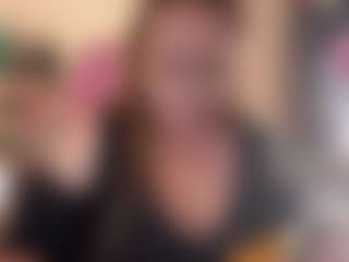 Live cam show with kisicaxx - Bush on AdultVida.com