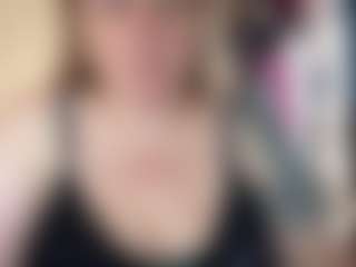 kisicaxx's Live Sex Cam Show