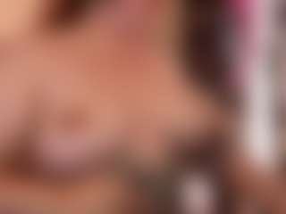 Live cam show with kisicaxx - Hairy Pussy on Soda Cam