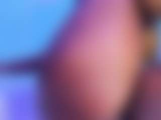 Live cam show with Emiily_Lovex - Ebony on friskycurves.com | colombia