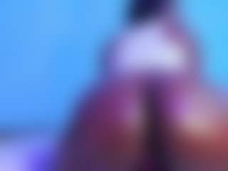 Live cam show with Emiily_Lovex - Black on boobsie.com