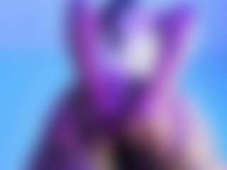 Live cam show with Emiily_Lovex - Dance on EXY