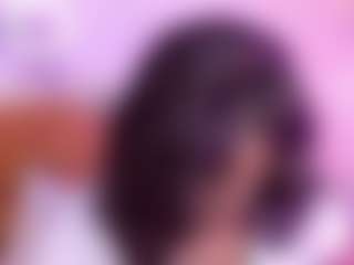 Live cam show with Emiily_Lovex - Ebony on SmokeAndPoke | colombia