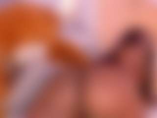 Live cam show with Emiily_Lovex - Flexible on TottyGirls