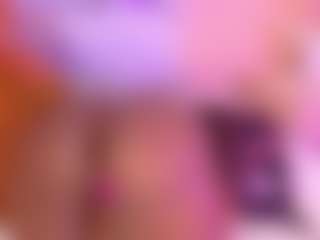 Live cam show with Emiily_Lovex - Ebony on Chatstar | colombia