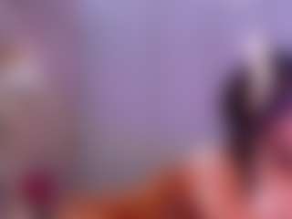 Live cam show with Emiily_Lovex - Ebony on Camsoda | colombia