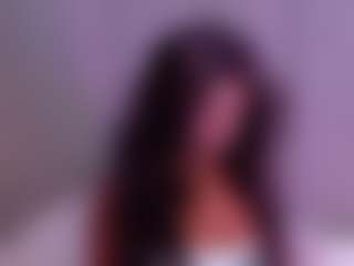 Live cam show with Emiily_Lovex - Ebony on Camsoda | colombia